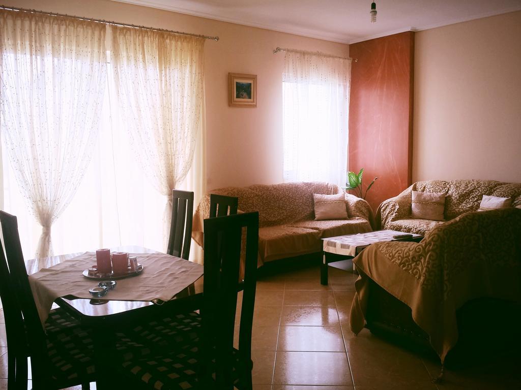 Apartment Angel Sarande Ruang foto